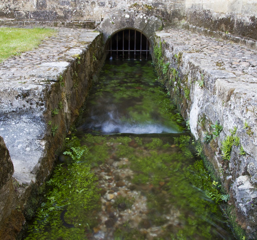 Stream that crosses the monastery