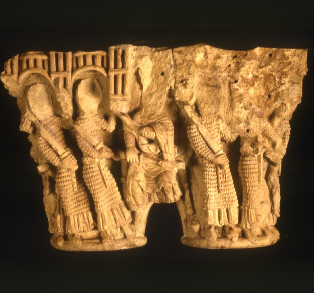 Capitel doble con la Matanza de los Inocentes