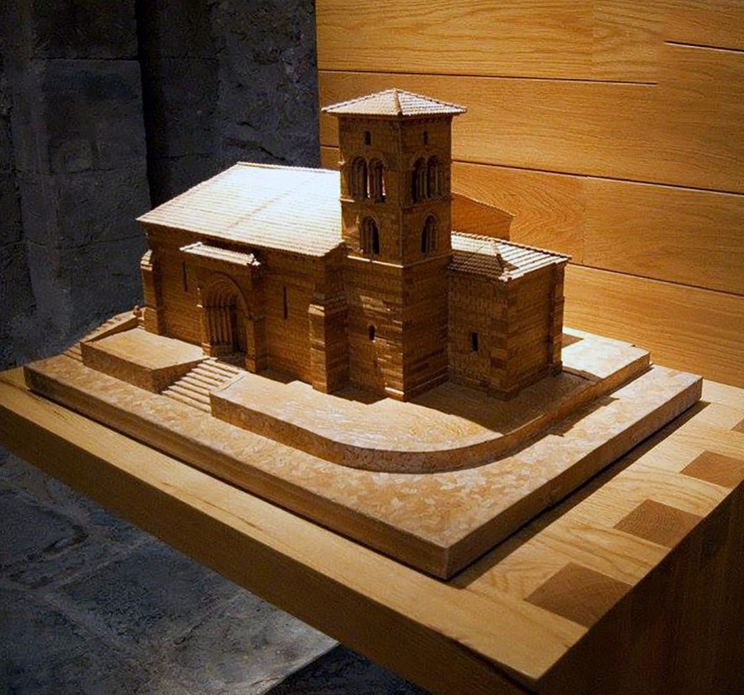 Model of the hermitage of Santa Cecilia de Aguilar de Campoo