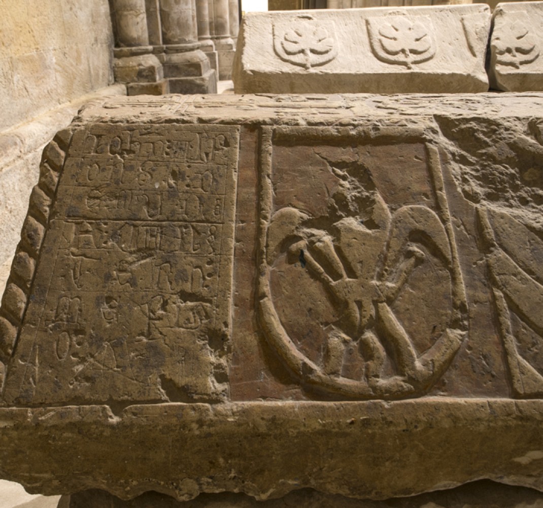 Sepulcro policromado