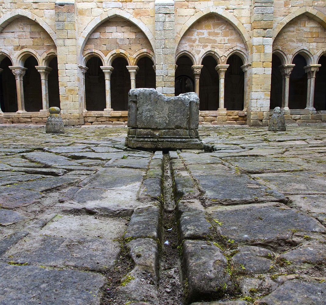 Cloister well