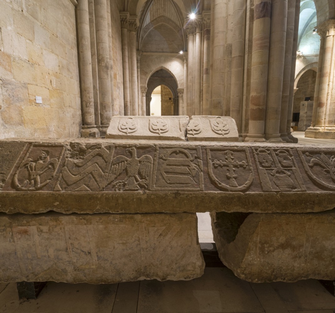 Sepulcro policromado